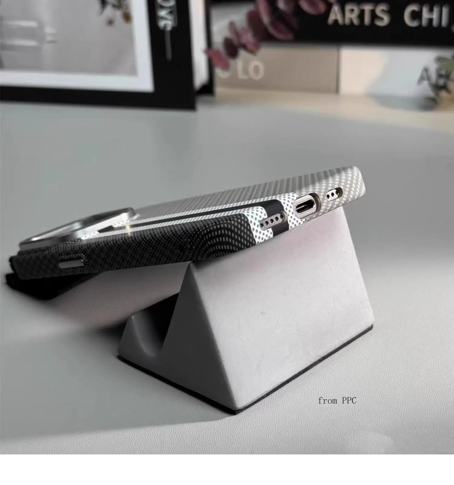 Carbon Fiber Magnetic Phone Case 16 Cover for iPhone 16 15 14 Pro Max Wireless Charge for MagSafe Shell Camera Ring Armor Funda