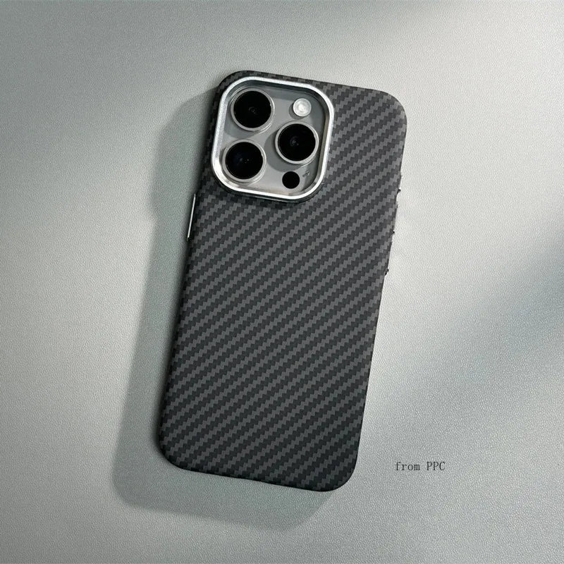 Carbon Fiber Magnetic Phone Case 16 Cover for iPhone 16 15 14 Pro Max Wireless Charge for MagSafe Shell Camera Ring Armor Funda