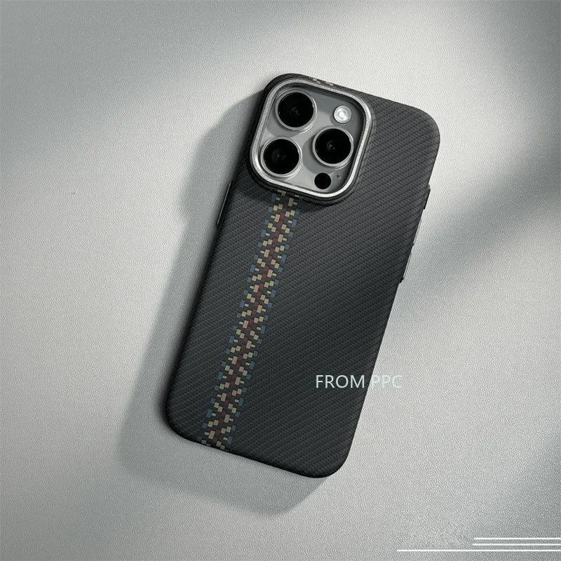 Carbon Fiber Magnetic Phone Case 16 Cover for iPhone 16 15 14 Pro Max Wireless Charge for MagSafe Shell Camera Ring Armor Funda